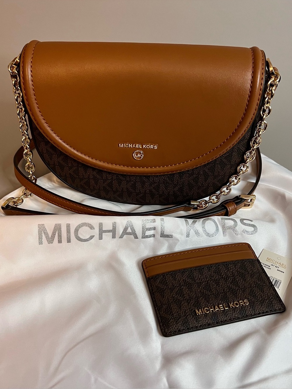 Bundled- Michael Kors Jet Set Charm Dome Crossbody with Cardholder